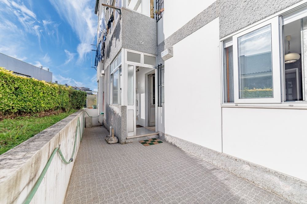 Apartamento T3 com terraço na Maia