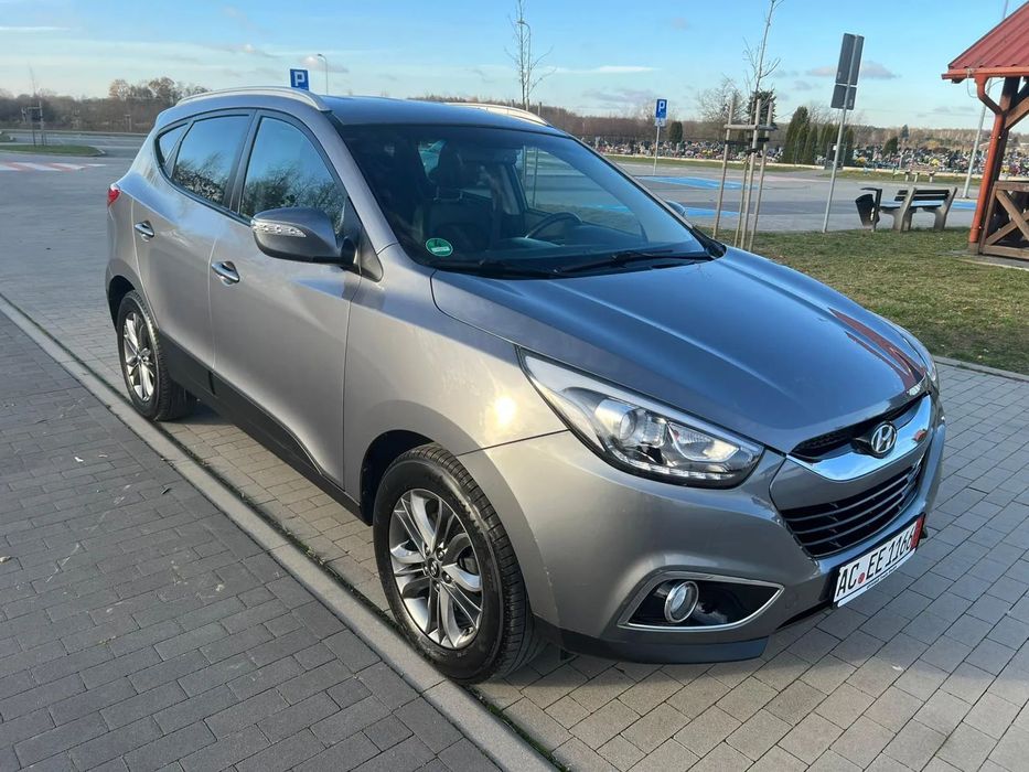Hyundai ix35 Ładniutka benzynka klimatronik nawigacja full led fajna wersja !