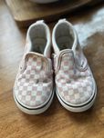 Bucuki Vans 24,5