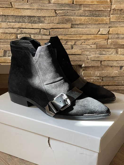 Жіночі козаки фірми Dizel