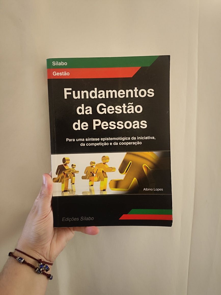 Livros académicos - vários preços