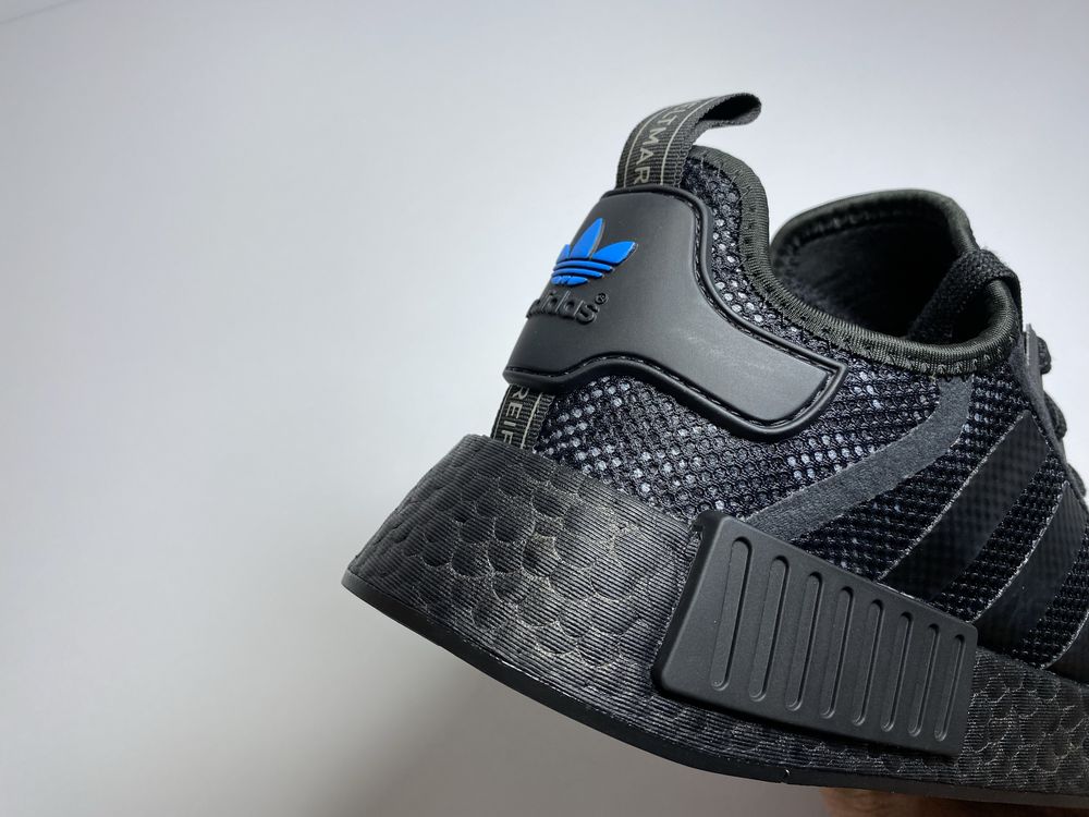 ОРИГІНАЛ 100% Кросівки ADIDAS NMD R1 BOOST IG5535 (44-28см)