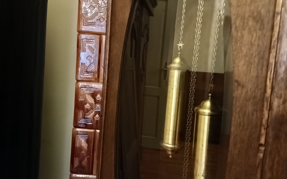 Zabytkowy zegar stojący