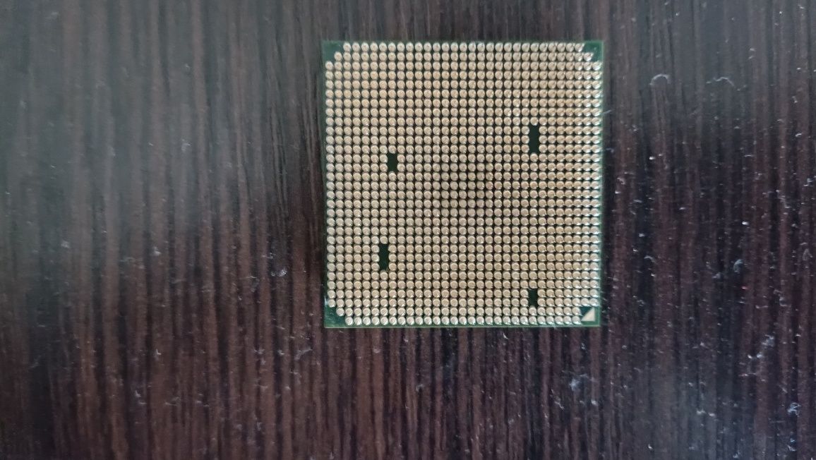 Продам Athlon II X2 250 + башенный кулер AMD