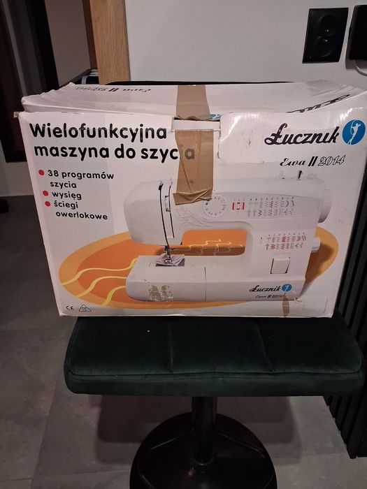 Sprzedam maszynę do szycia marki Łucznik 38 programów szycia.