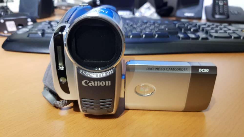 Cámara Canon DC50 (Nova)