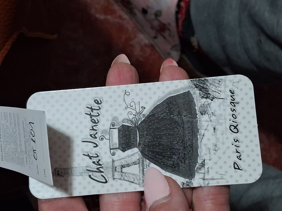 Skórzana torebka Cassi z metka