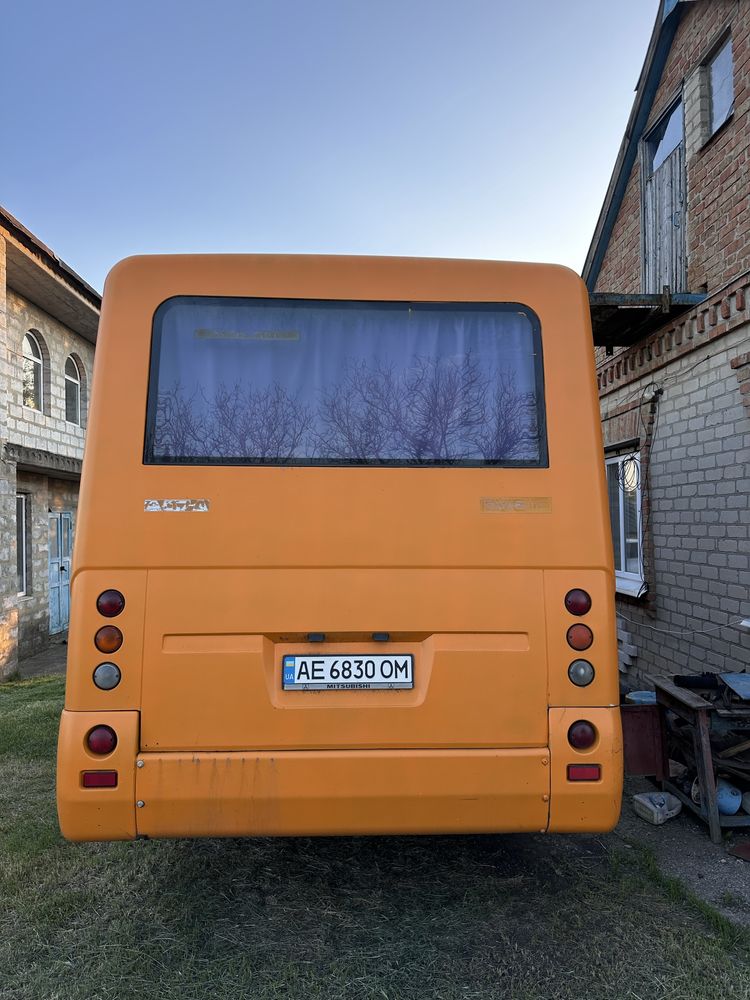 Автобус Іван 2008 рік добротний стан