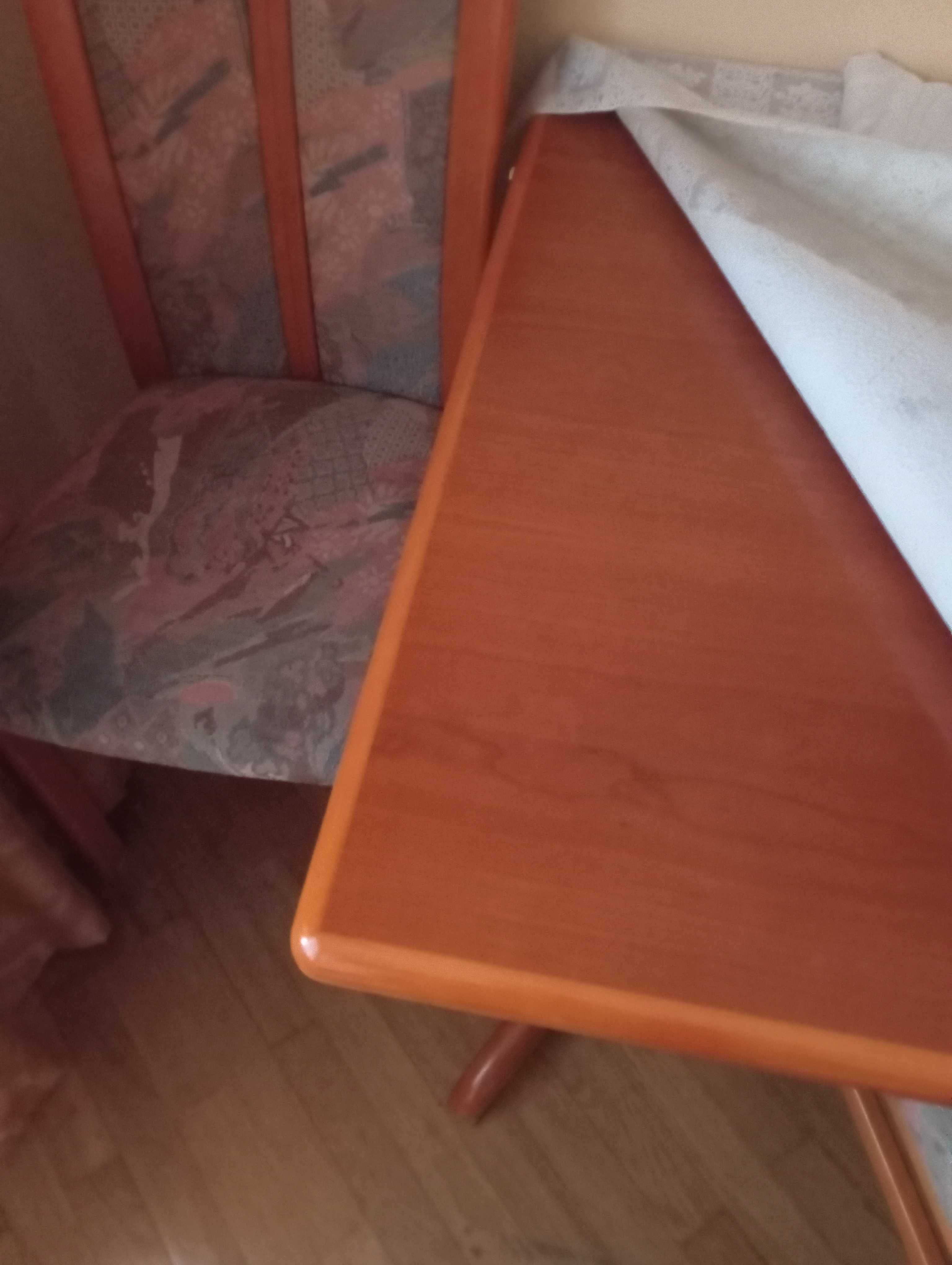 Komoda stół krzesła