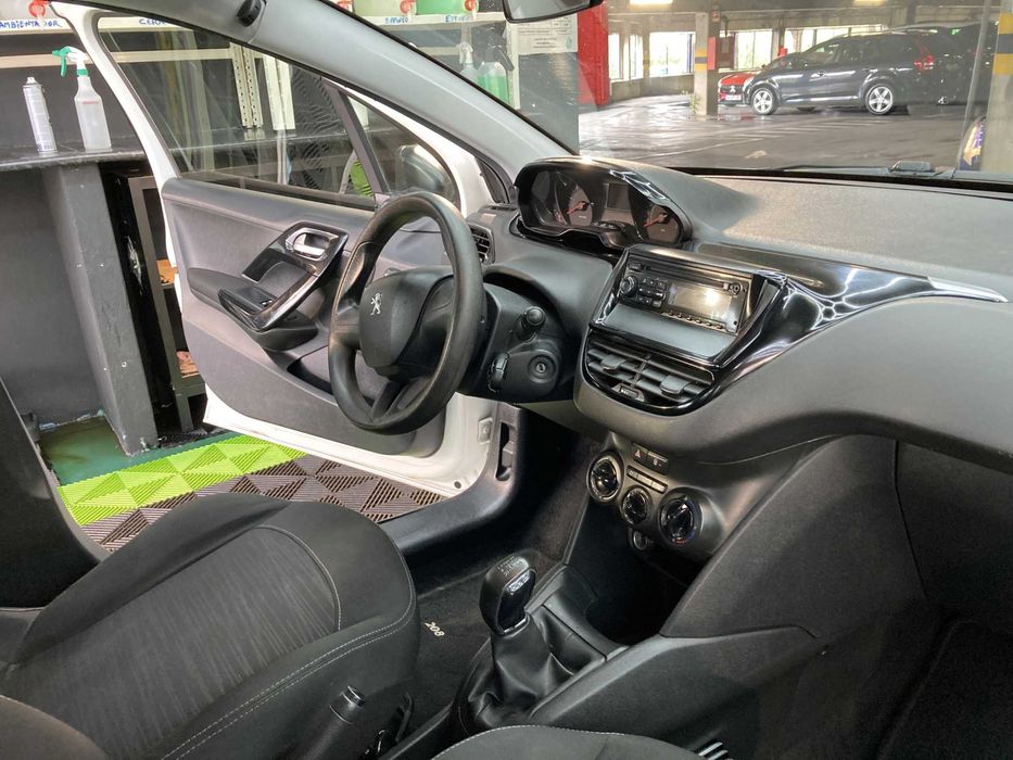 Peugeot 208 1.4HDI Comercial C/IVA DISCRIMINADO