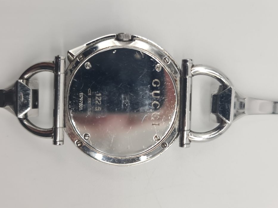 Relógio feminino GUCCI Chiodo 122 original