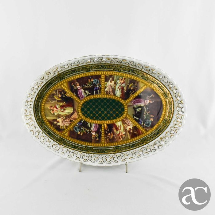 Centro de mesa bordo recortado em porcelana Europeia Retier