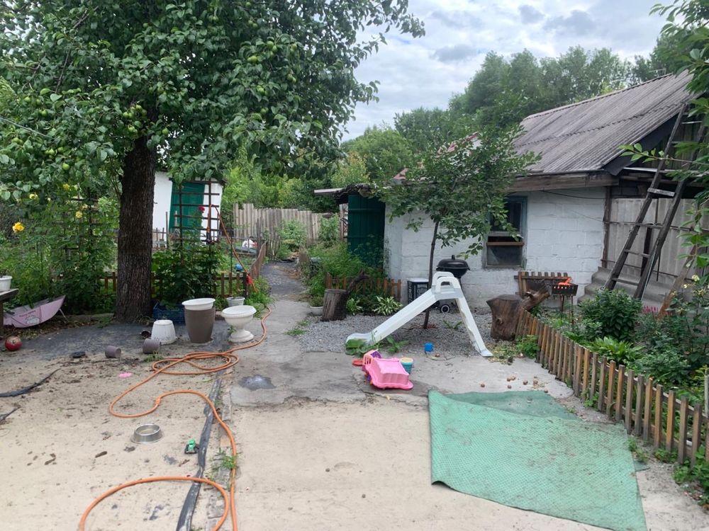 Сдам в аренду 1/2 часть дома в центре