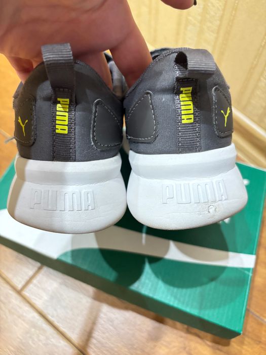 Продам кроссовки на мальчика puma