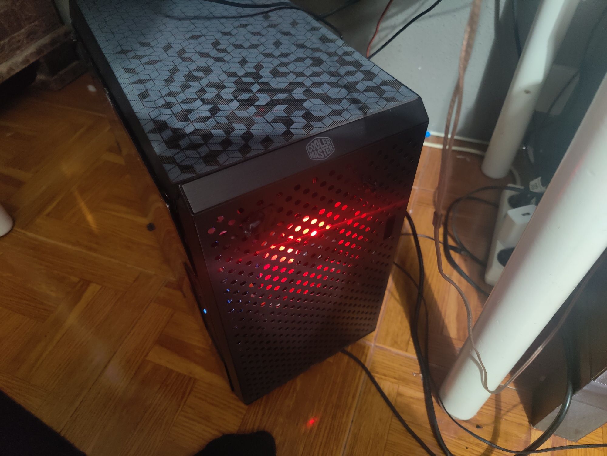 pc gamer amd com 512gigs de memória