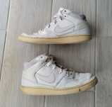 Białe męskie buty sneakersy przed kostkę Nike Priority Mid 40
