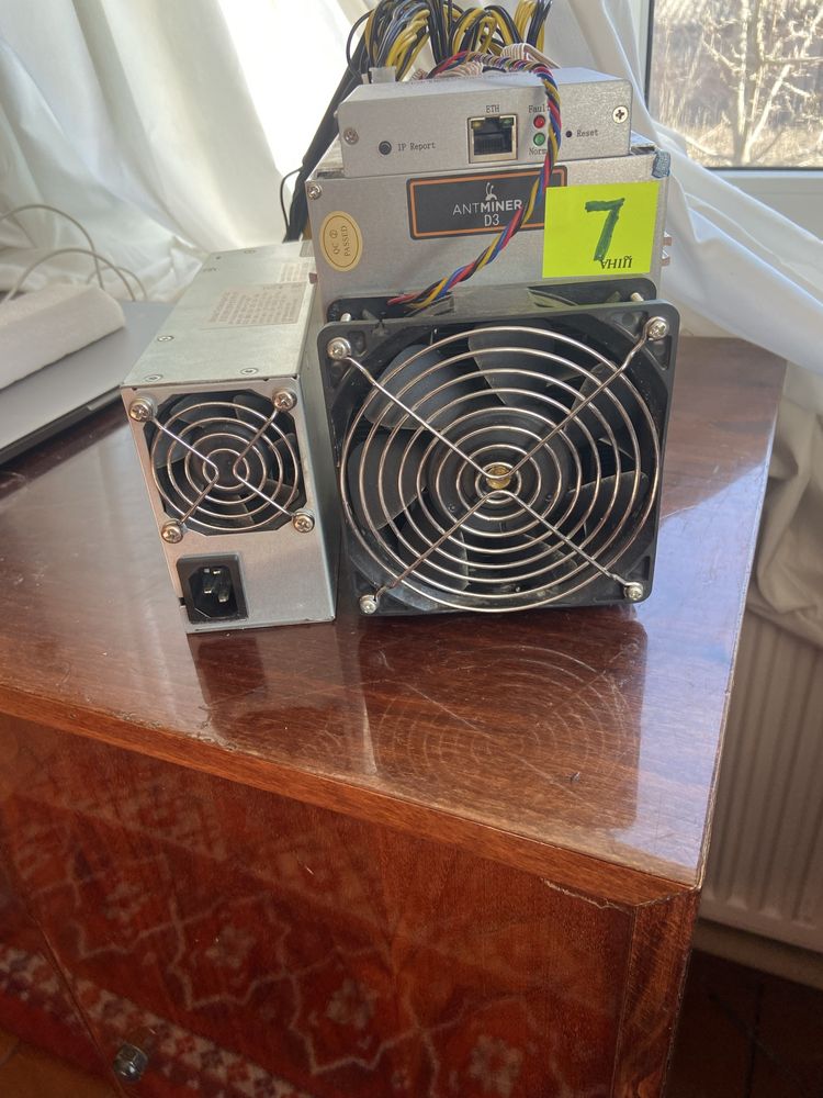 Antminer d3, майнер