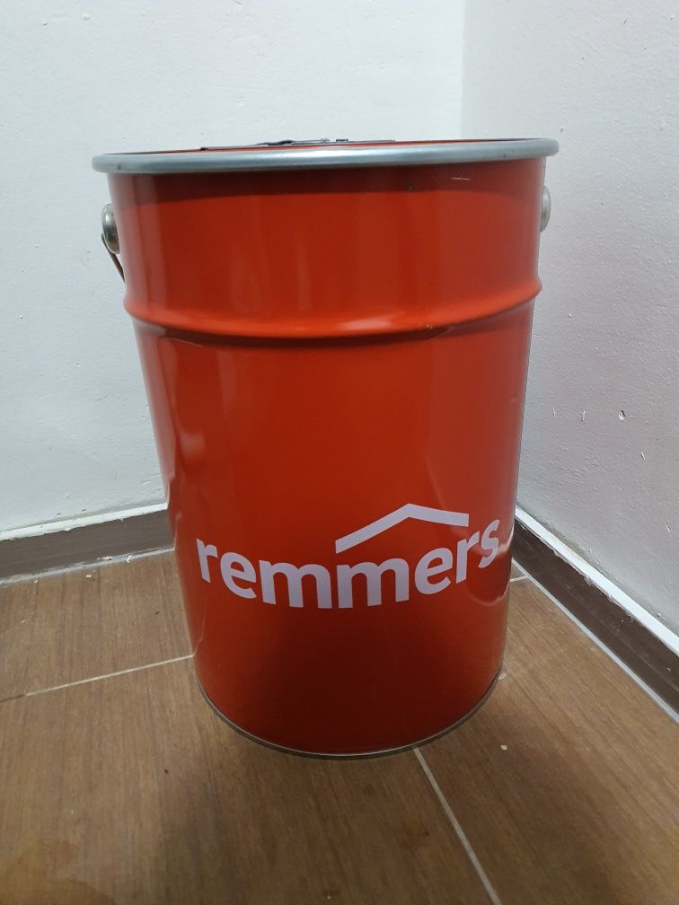 Farba Remmers 10L RAL 7016