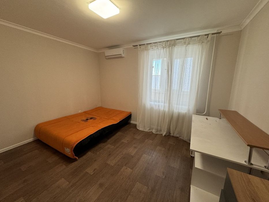 Двухкомнатная с ремонтом Посёлок Котовского