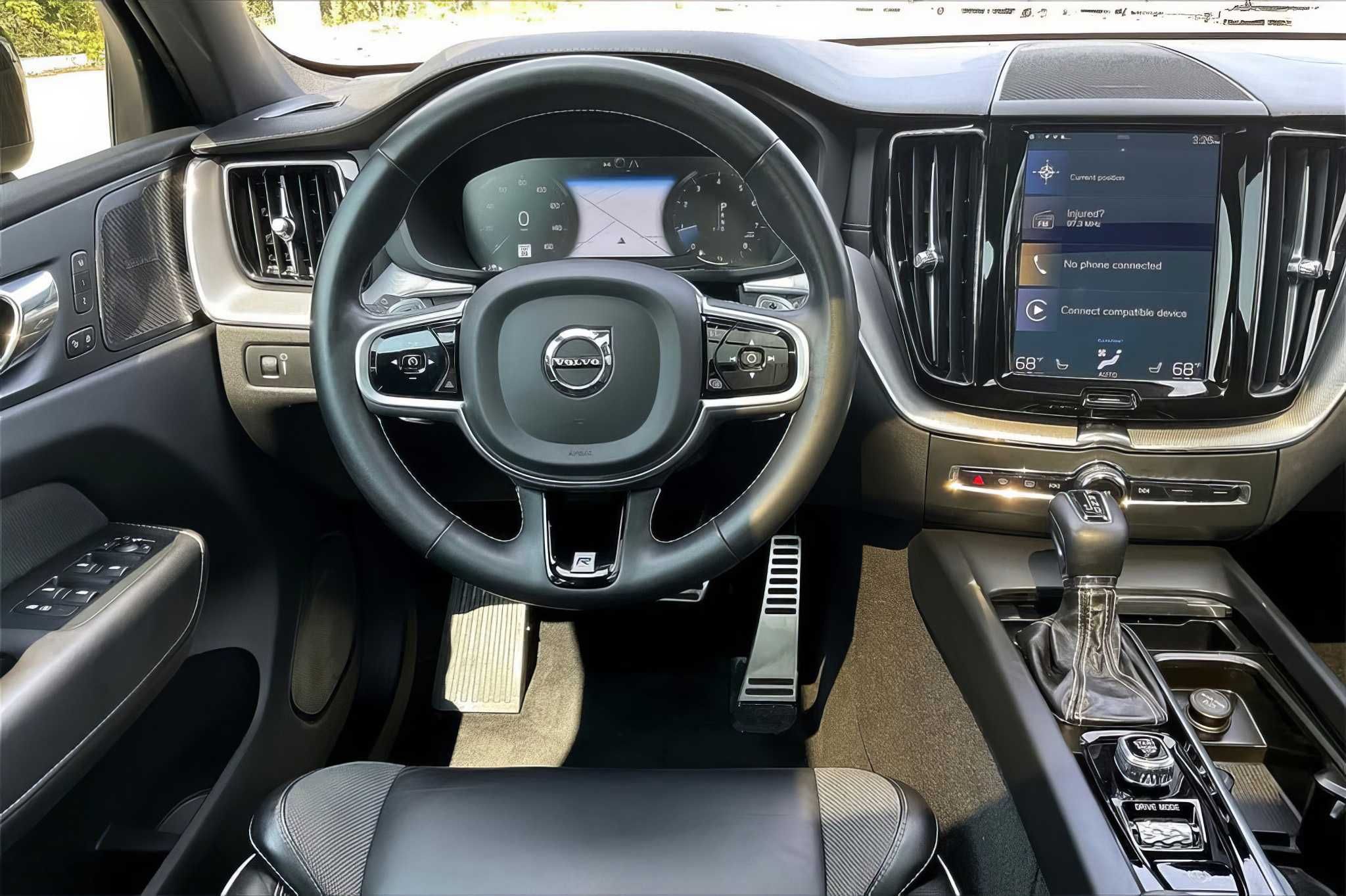 2020 Volvo XC60 T5 R-Design