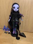 Lalka Rainbow High Shadow High Reina Crowne