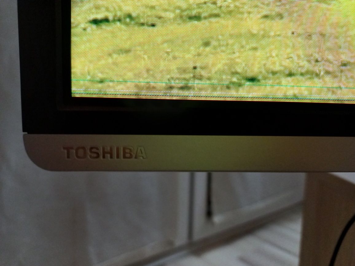 Telewizor Toshiba 40" FullHD