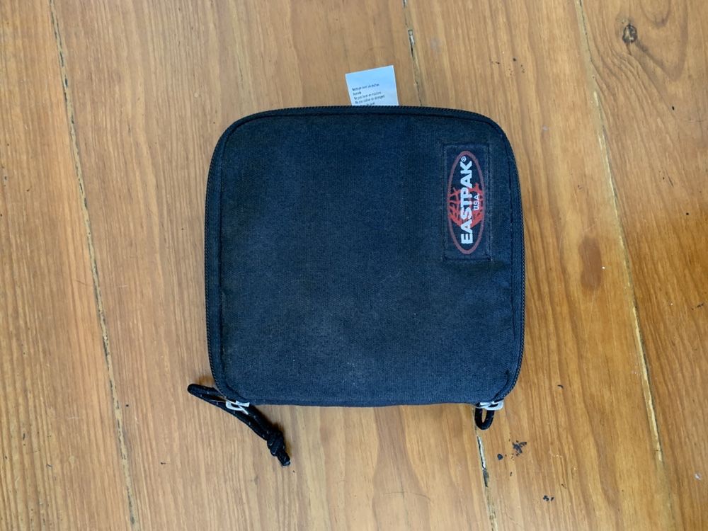 Bolsa 12x CD Eastpak