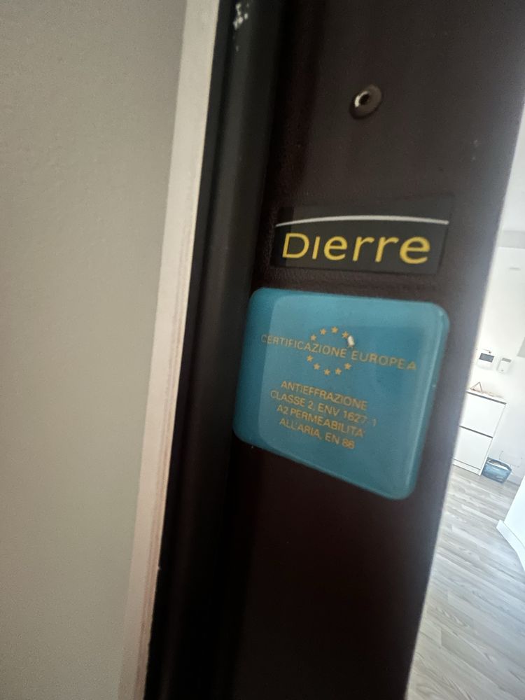 Porta blindada DIERRE mogno