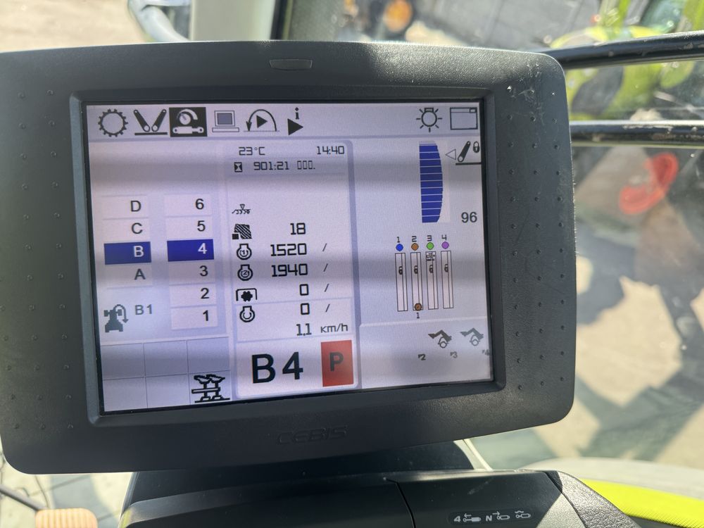 Продам трактор Claas AXION 810