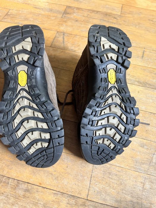 Buty trekkingowe AKU 35 dlugosc wkladki 23 GORE TEX vibram