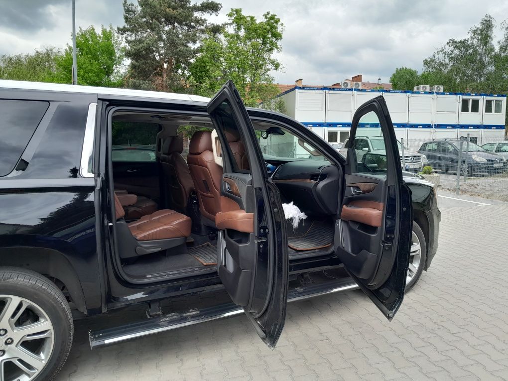 Auto do ślubu i na transfery Cadillac Escalade 500 zł całość.