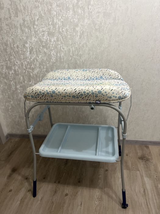 Пеленальний столик-ванночка chicco cuddle & bubble