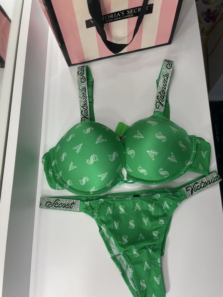 Коплект Victoria Secret
