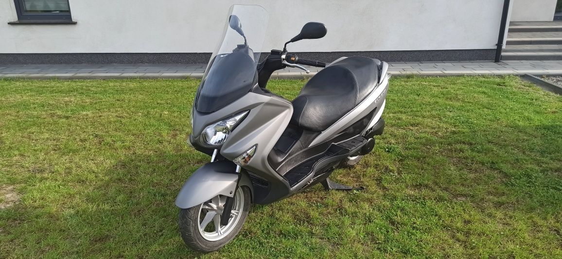 Suzuki Burgman 125