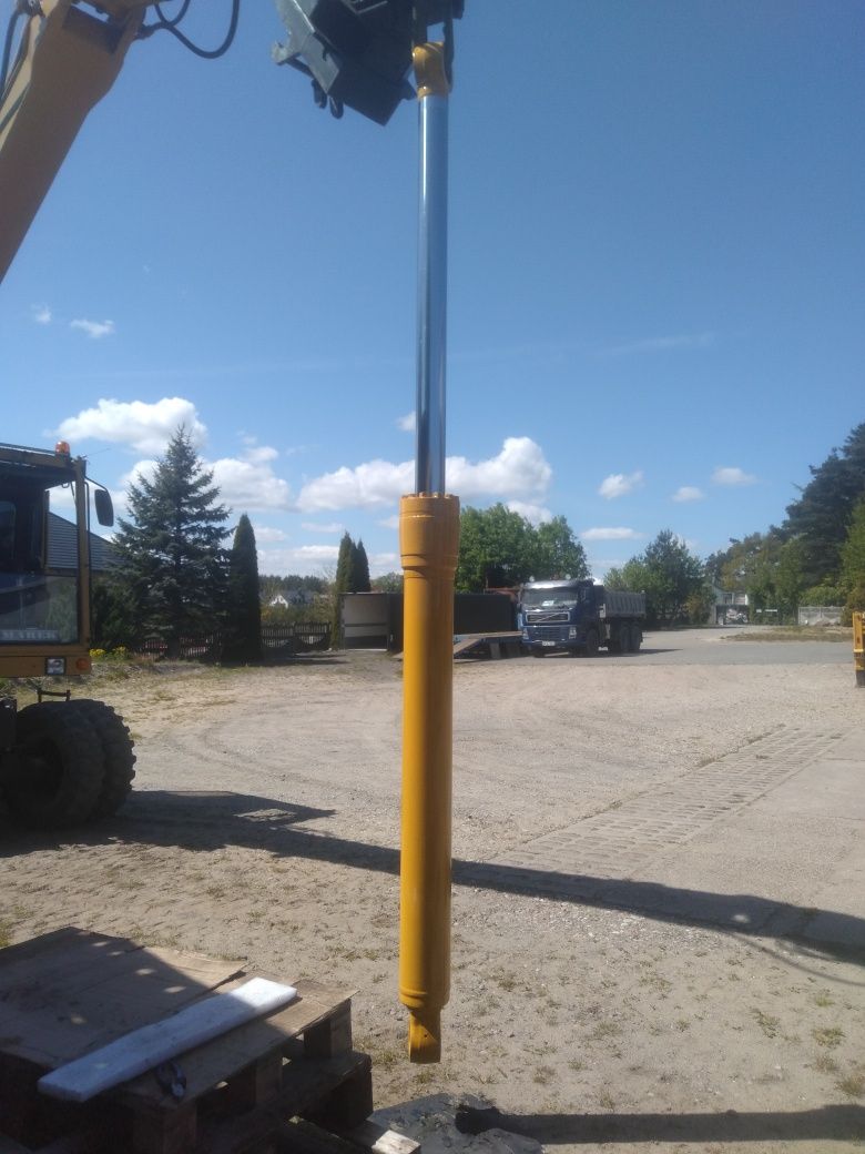 Siłownik hydrauliczny Liebherr 926, 928