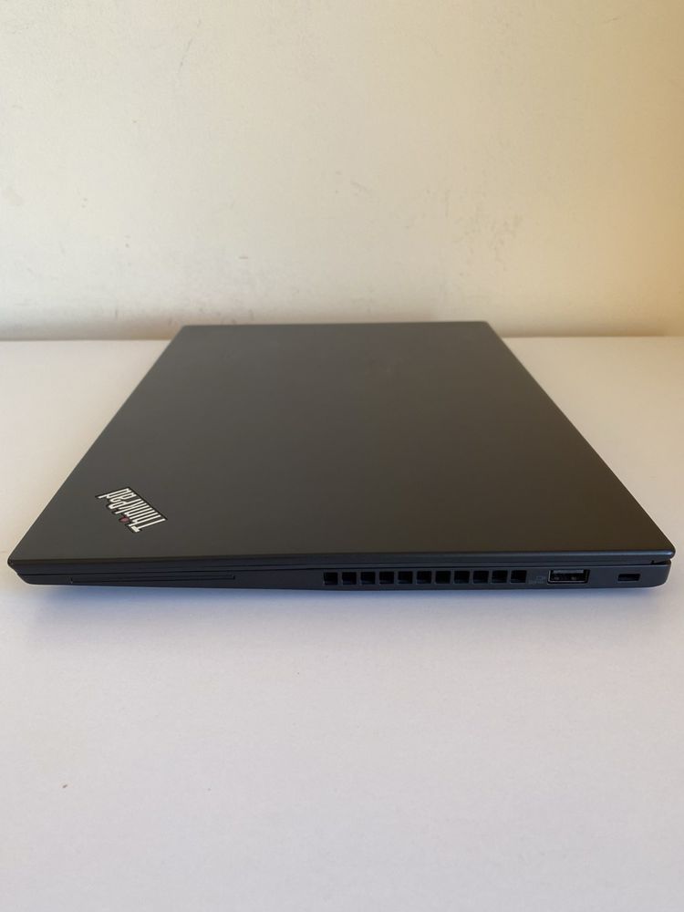 Lenovo t495s 16gb 512 vega8