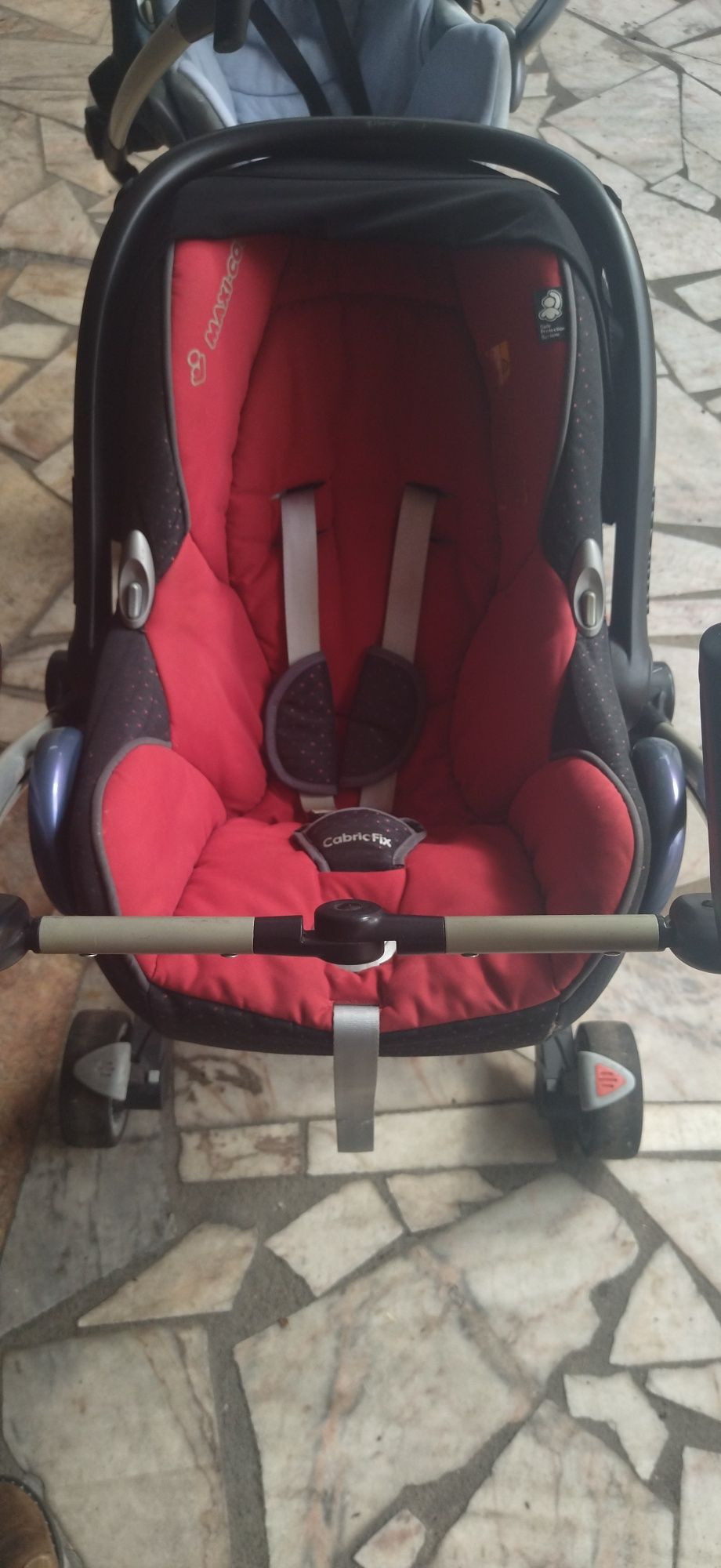 Carrinho Quinny com ovo Maxi Cosi
