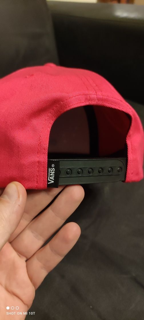 Nowa różowa czapka Vans