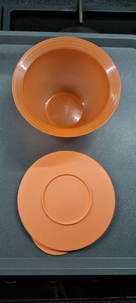 Miska pojemnik Tupperware nowa fala 550ml