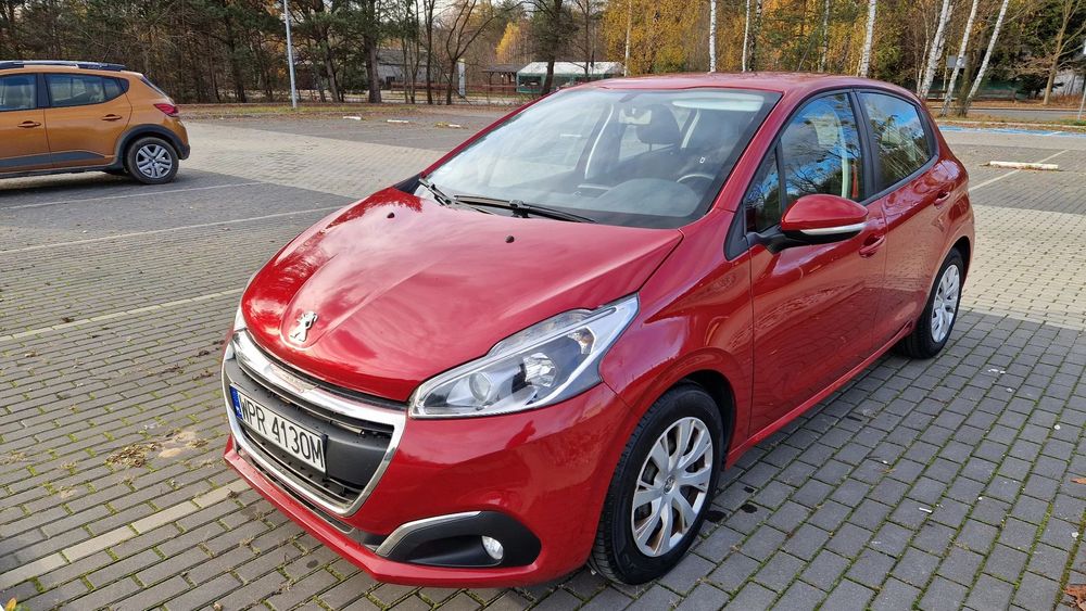 Peugeot 208 Podgrzewane fotele, tempomat, rozrząd po wymianie