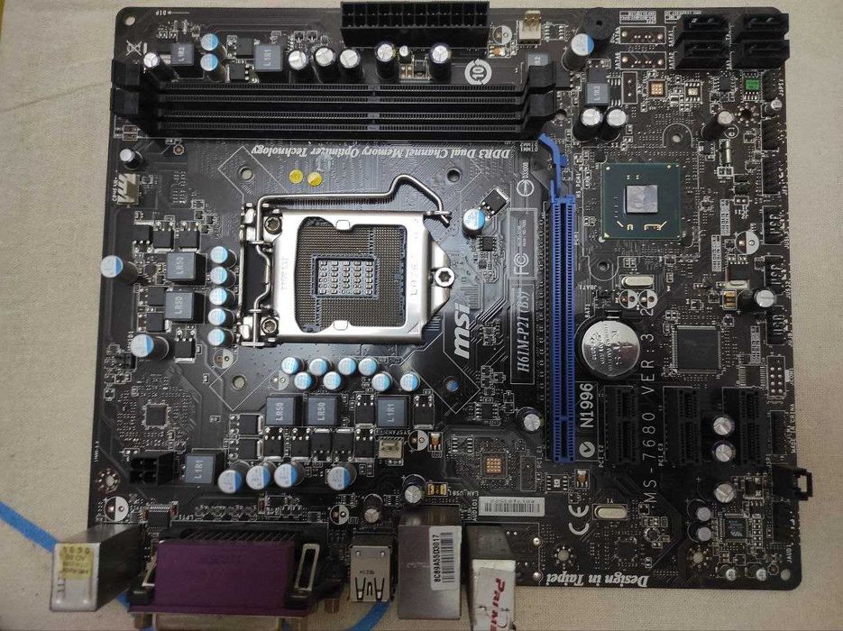 Материнська плата MSI H61M-P21