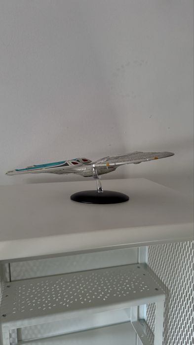 Modelo Star Trek Enterprise-E (Eaglemoss)