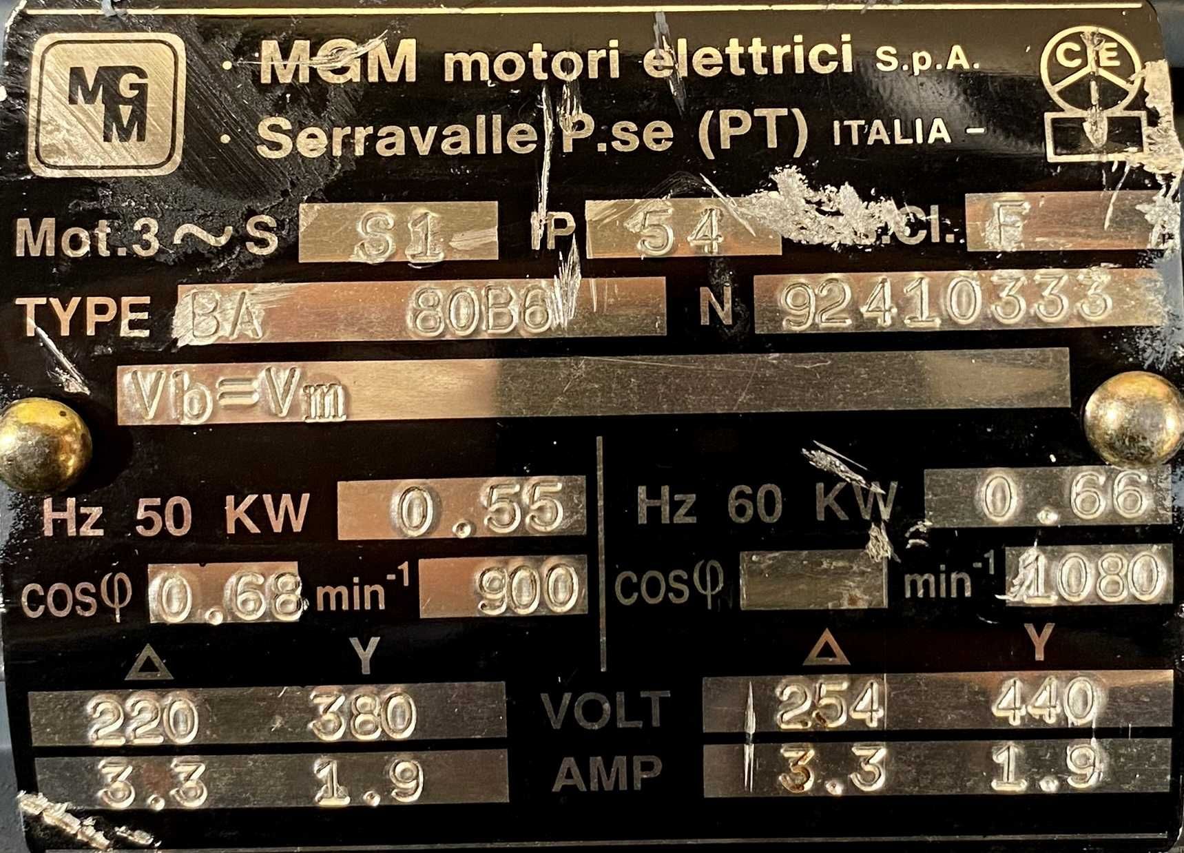 silnik elektryczny 0,55kW 900obr. 3fazowy HAMULEC