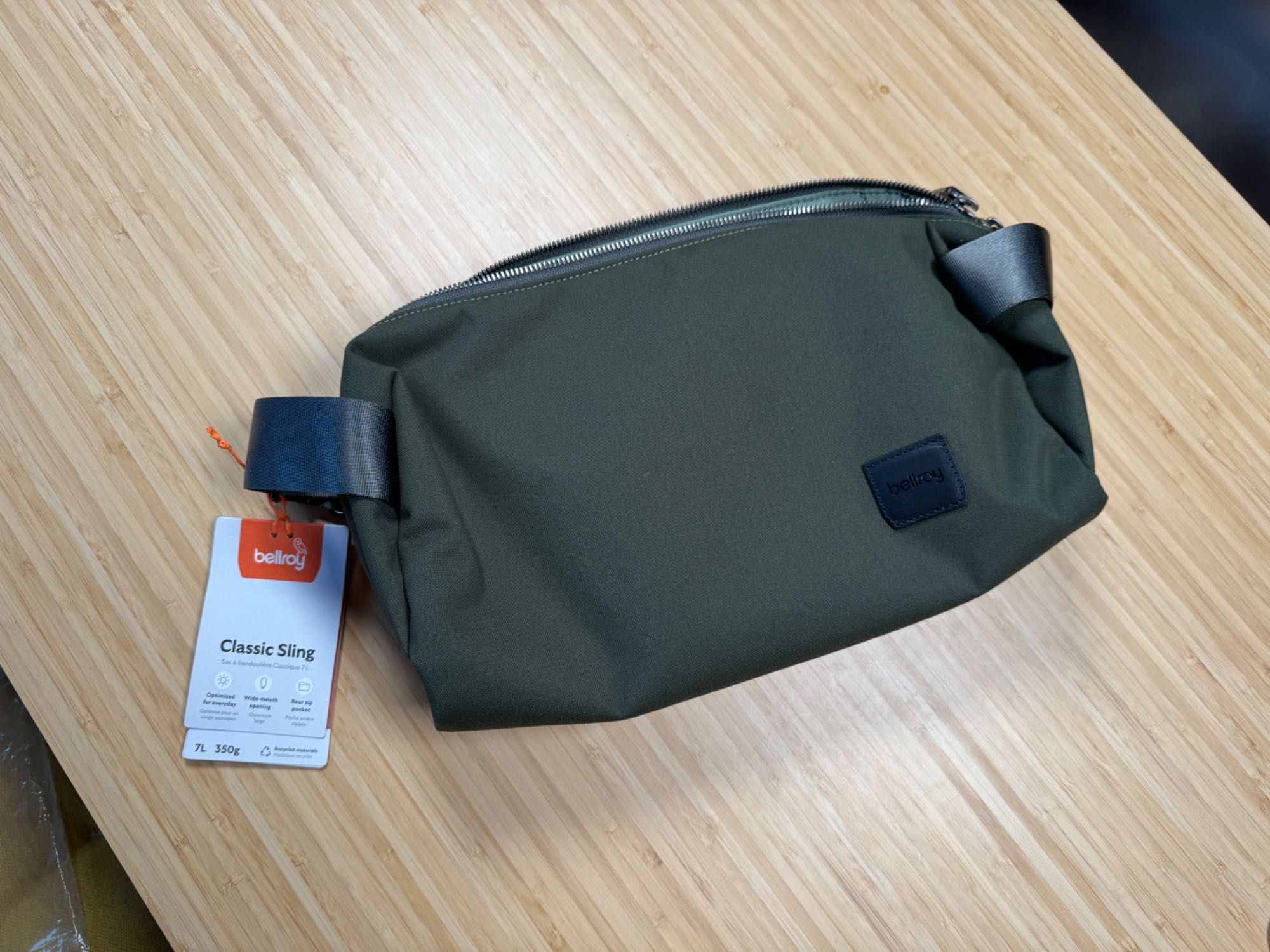 Torba Bellroy Classic Sling 7L