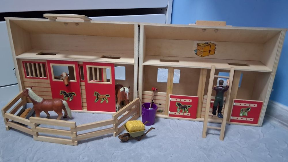 Stajnia dla koni z akcesoriami