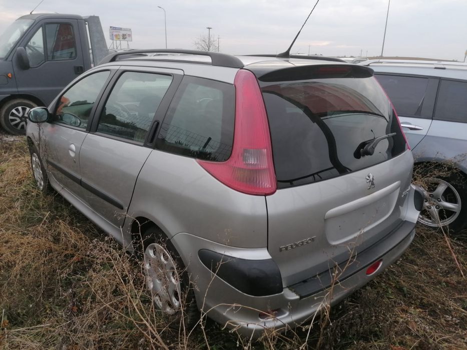 Peugeot 2005 rok 206 1,4 benzynka