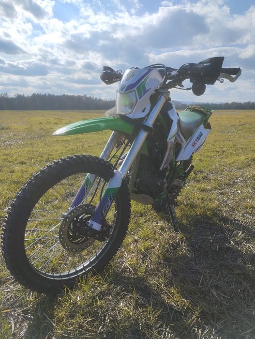 Продам ендуро Скайбайк срдх 200