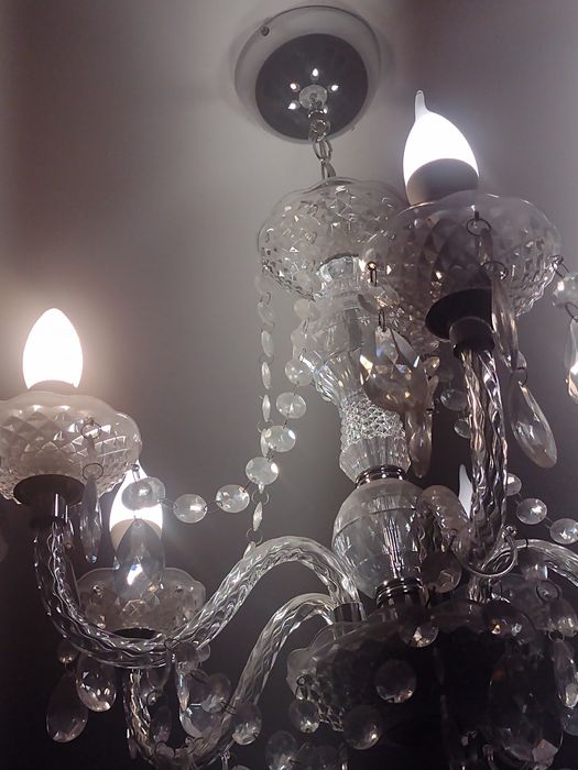 Żyrandol typu Glamour