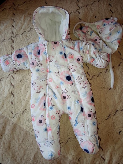 Зимовий комбінезон для дівчинки