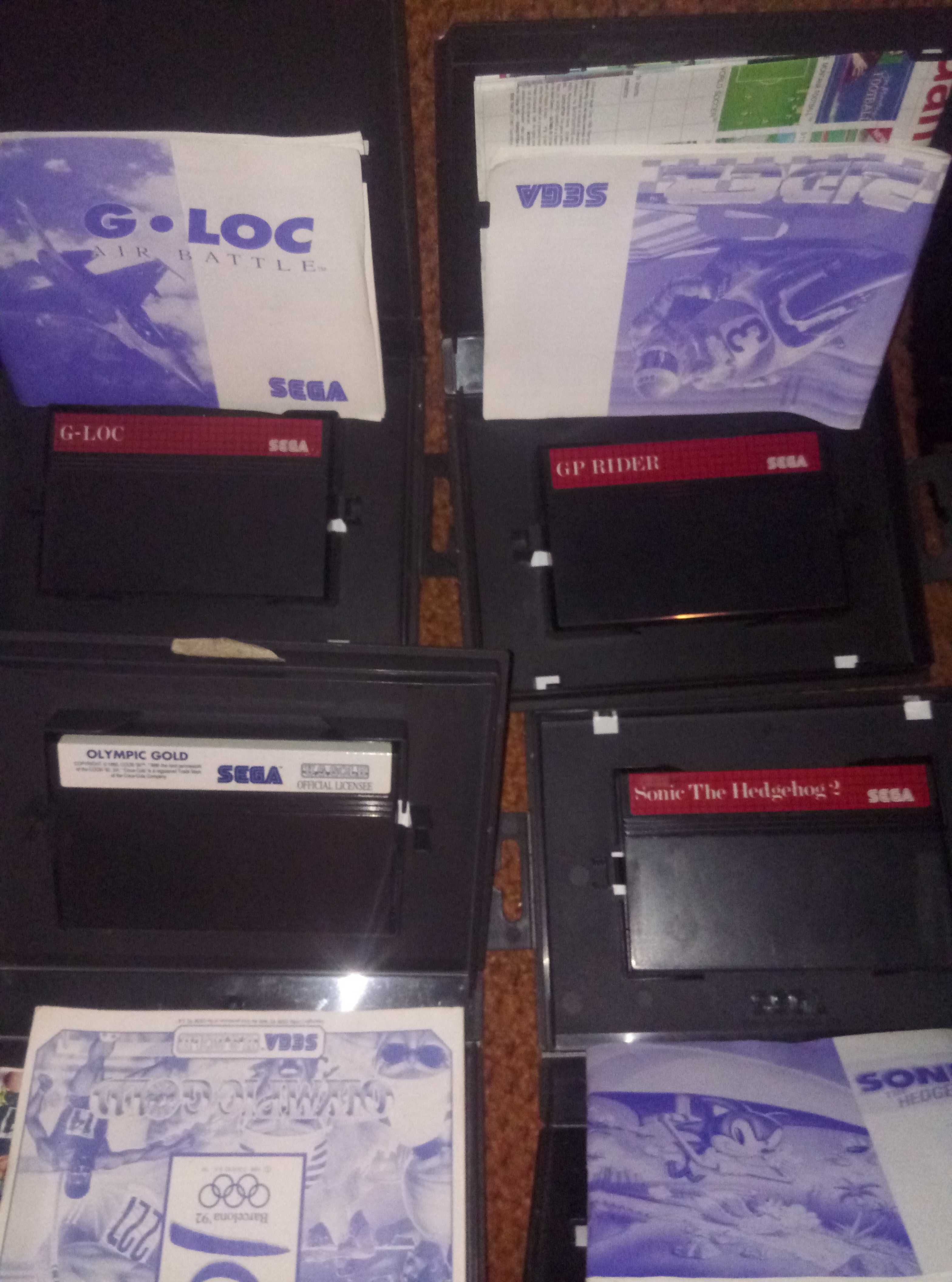 Sega 4 Gry Konsola plus gry plus kontrolery do konsoli SONIC KLASYK !!